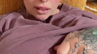 slutty hoe Dripping hot Vicky Aisha onlyfans