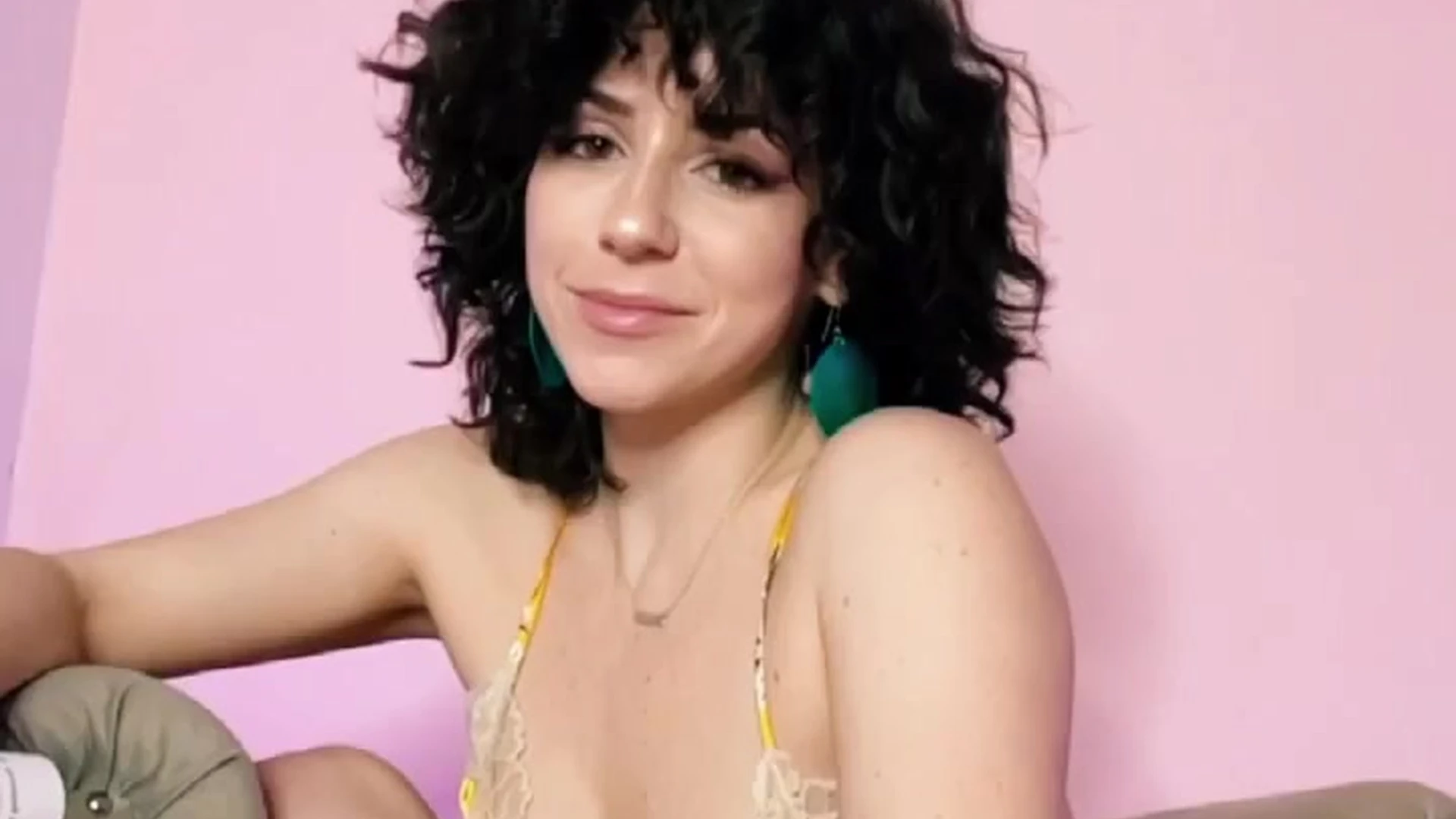 Epic Confident Big Tits Mama Fiona nude video full