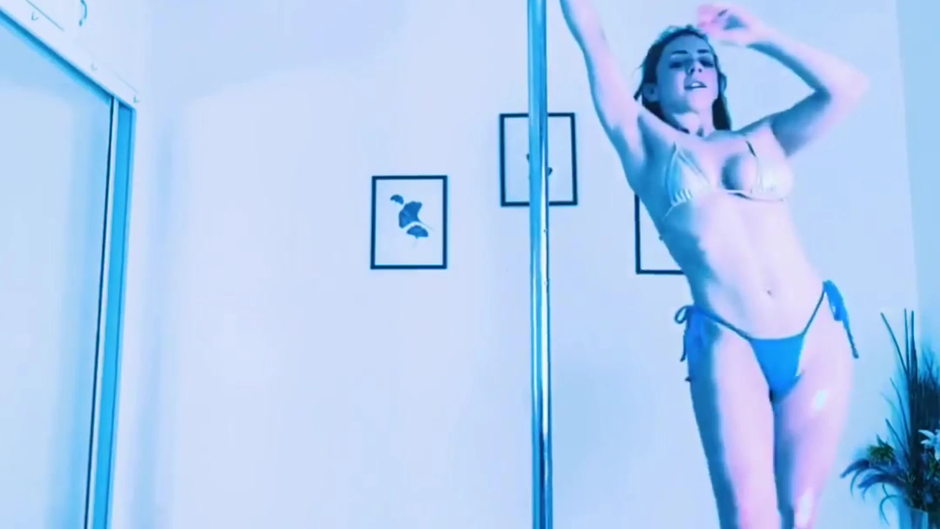 MILF Mama Fiona Porn full vid