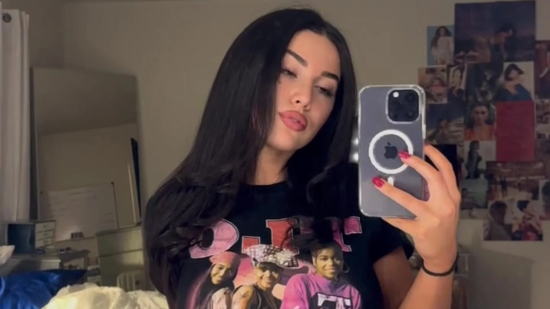 e-girl Sweating Latina Cristiana love tits