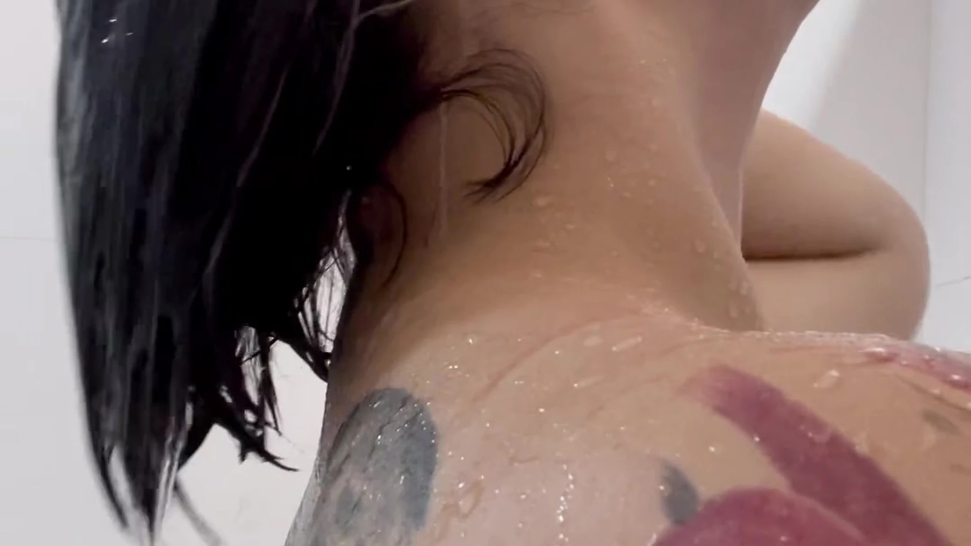 Effervescent  Thick Amarettoh leak xxx PRIVATE