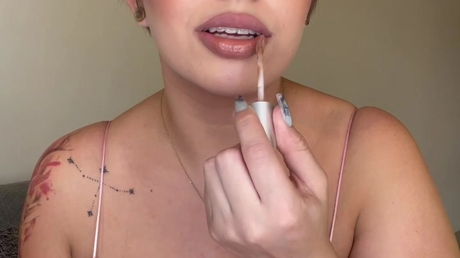 Colombian Amarettoh nude tits Exposed