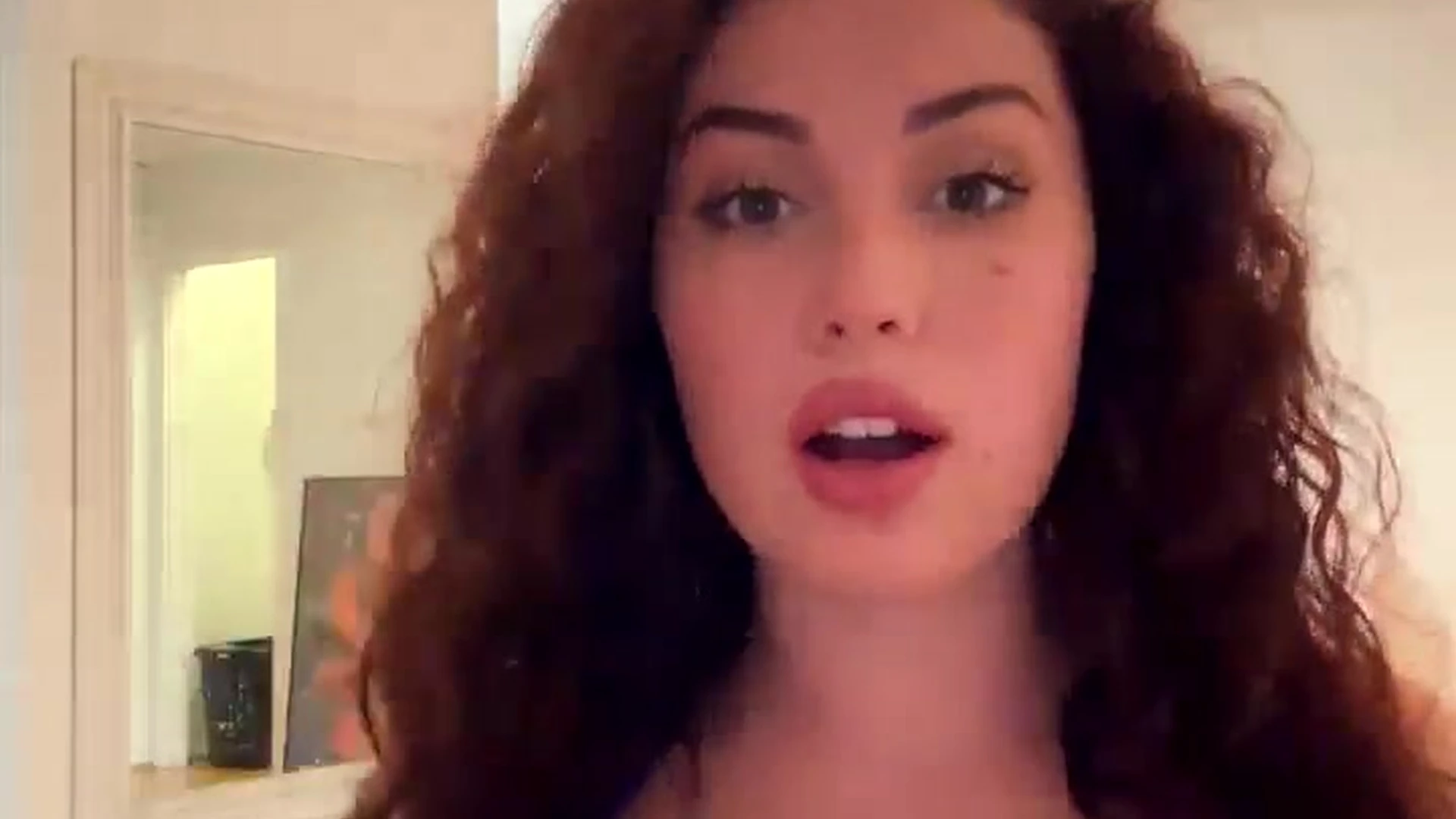 Shrewd Babe Cristiana love leaks