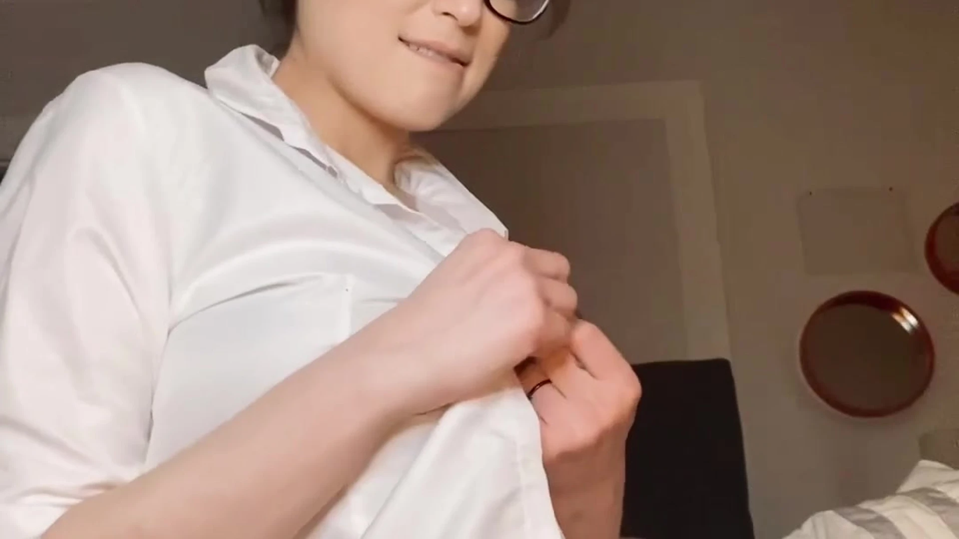 Sensational American Tessa Fowler fapello