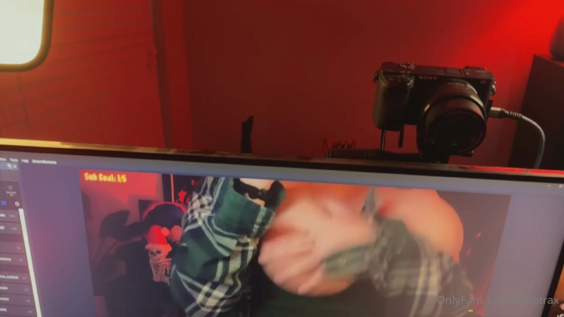 Confident  Babe Whiptrax only fans Epic